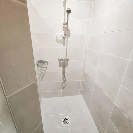 Apartment L'arcadia 4 Lits Climatise Jeu D'arcade Centre Historique Nimes