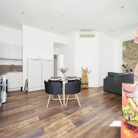 Apartment L'arcadia 4 Lits Climatise Jeu D'arcade Centre Historique Nimes